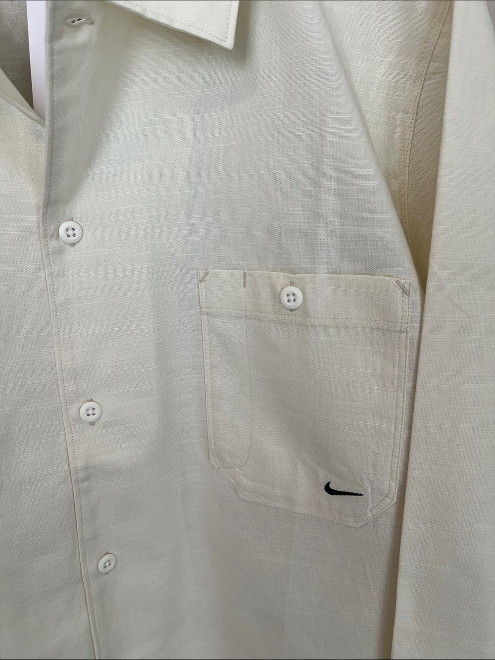 Nike Men's Ivory Button-Front Lightweight Overshirt - Picture 5 of 12